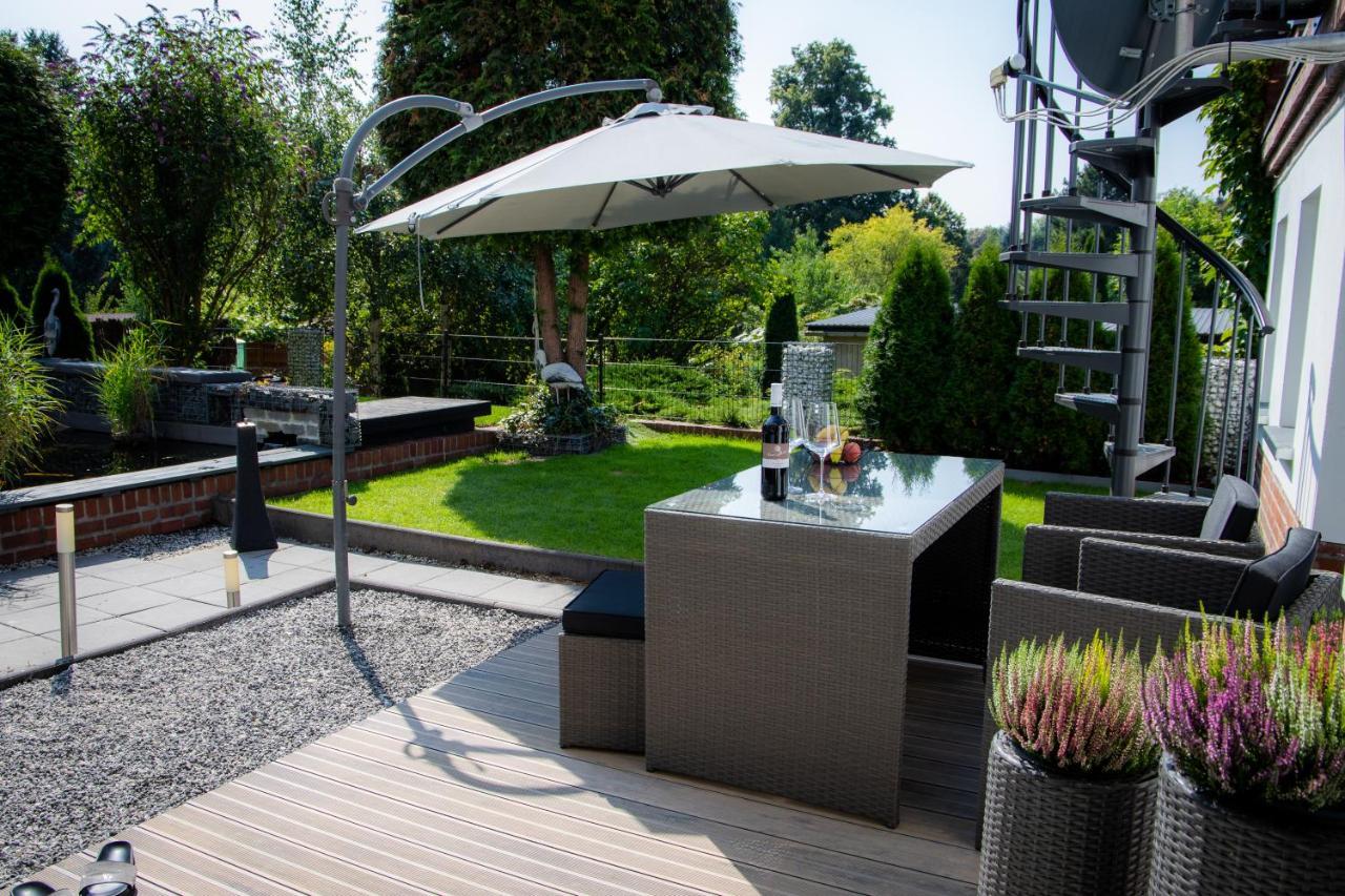 Unterschlupf Radeberg Mit Garten & Whirlpool Exterior photo